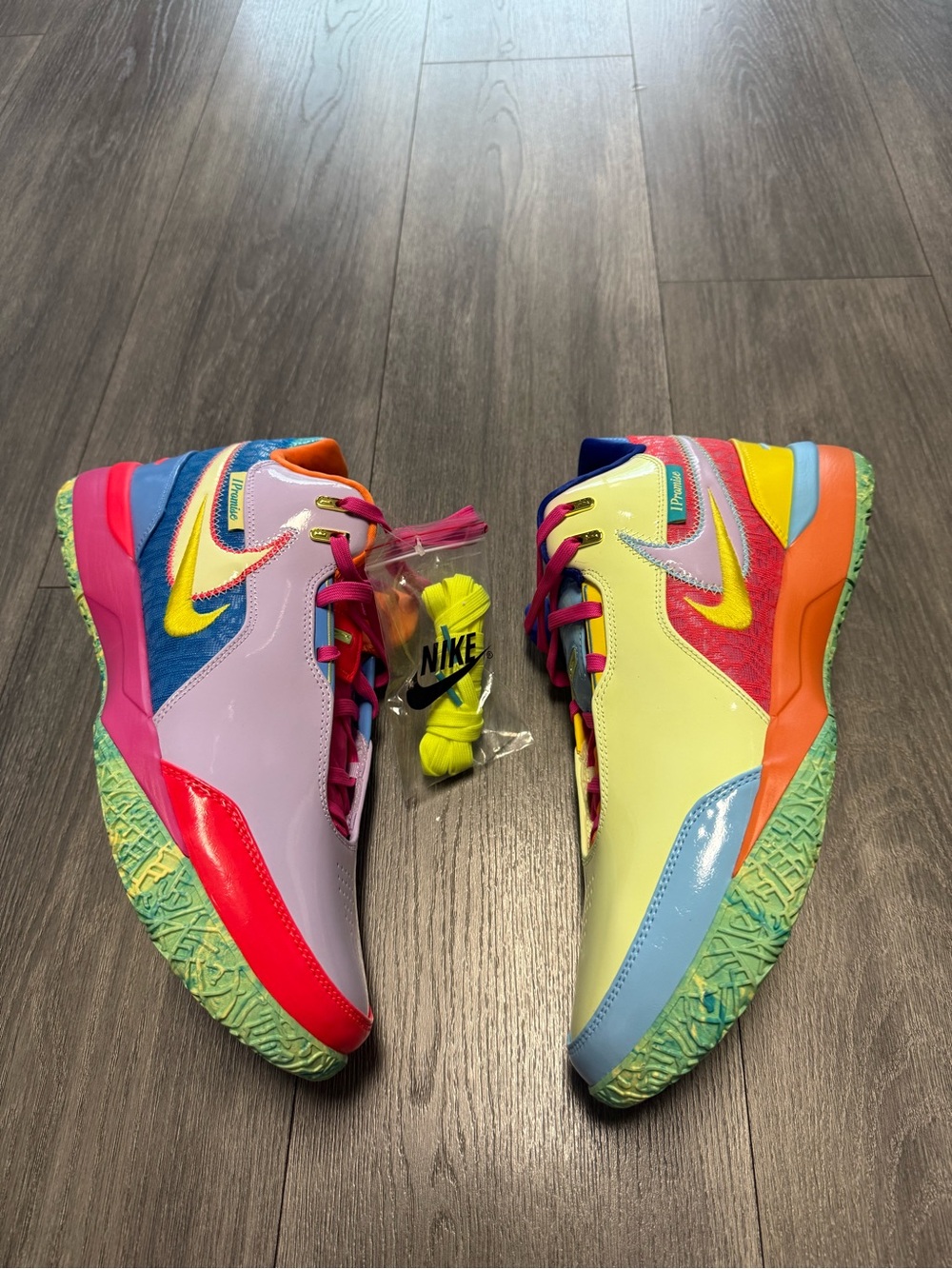 Nike Zoom LeBron NXXT Gen AMPD I Promise Men Size 13 Violet Mist Volt FZ7885-500